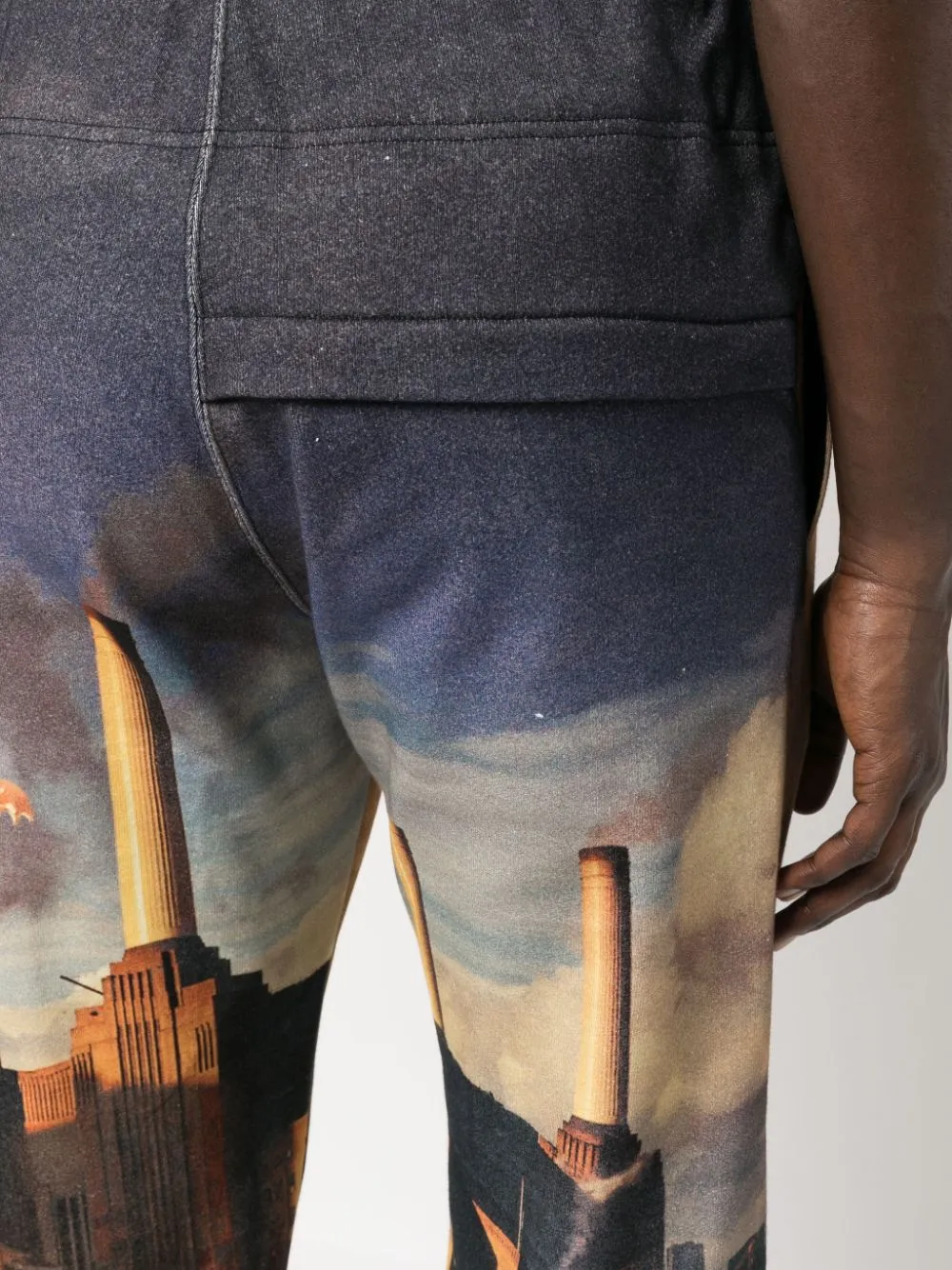 Pantaloni con stampa grafica multicolore - uomo