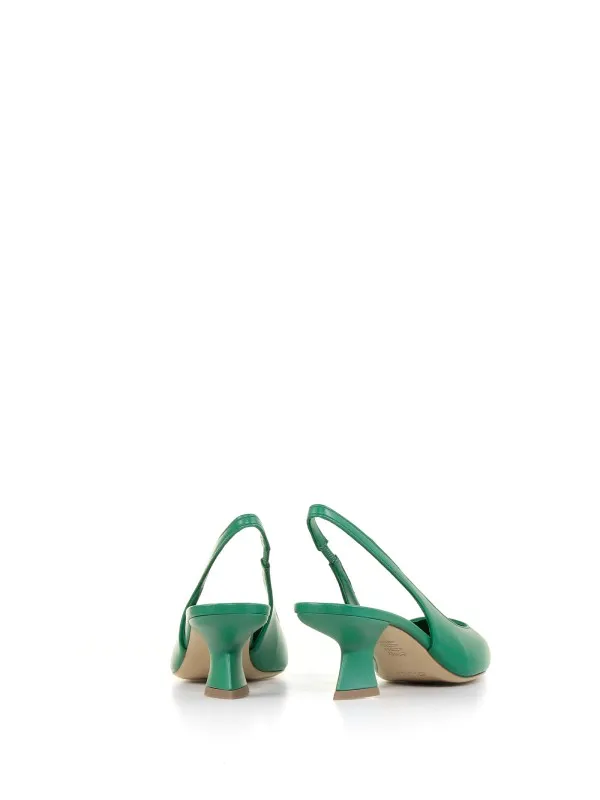 Slingback in green leather