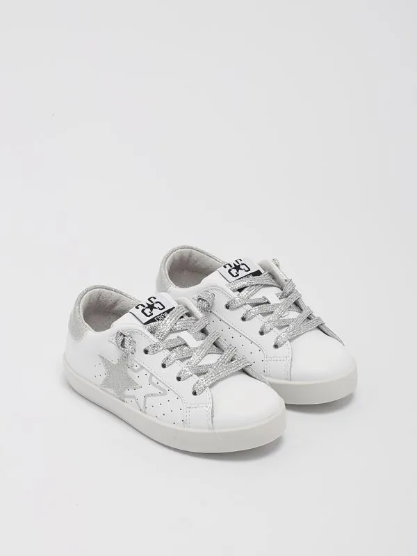 Sneakers bambina 2Star in pelle con dettagli laminati Bianco-Argento